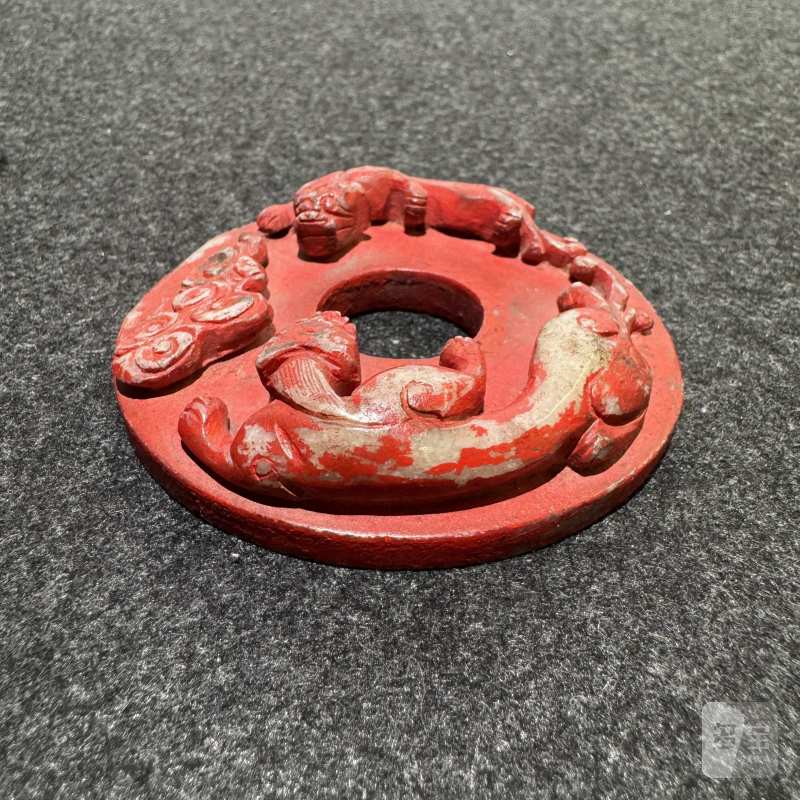 清 螭龙纹玉璧 - 图4